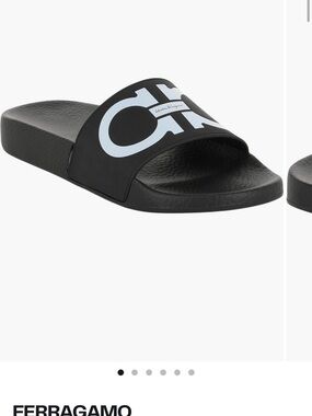 Size 9 groovy gancini slides women